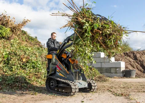 Giant GS950TE med redskab – producentfoto 1